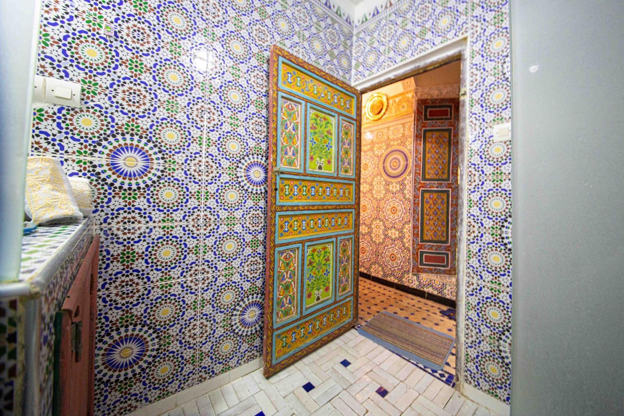 Riad Fes Hayat - Confort Stay Экстерьер фото