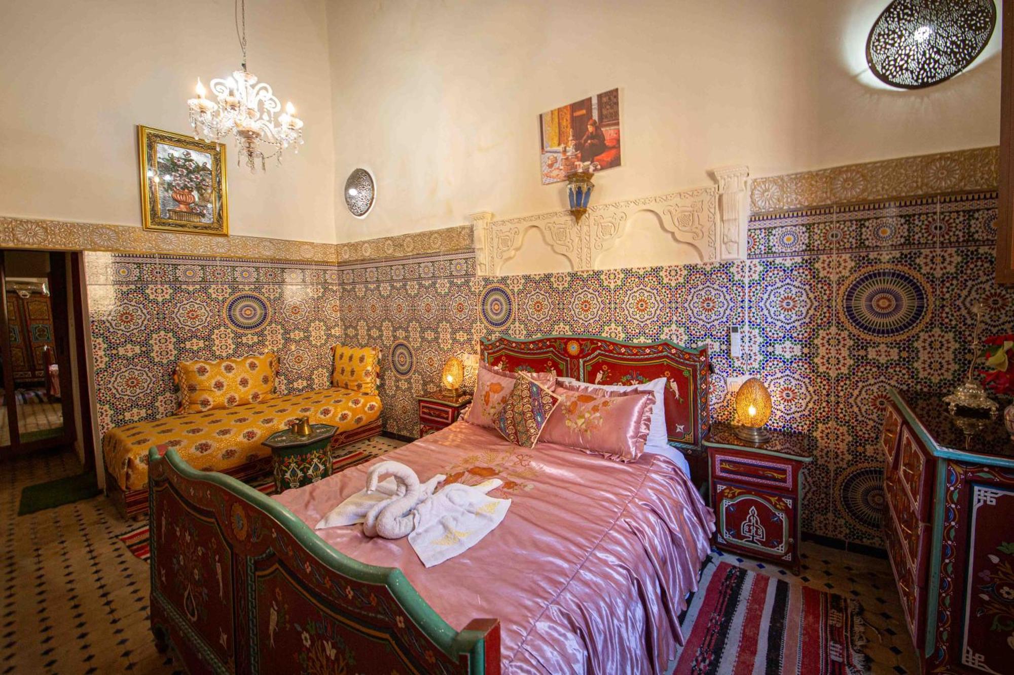Riad Fes Hayat - Confort Stay Экстерьер фото