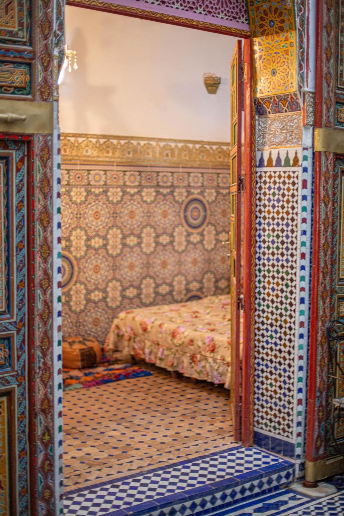 Riad Fes Hayat - Confort Stay Экстерьер фото